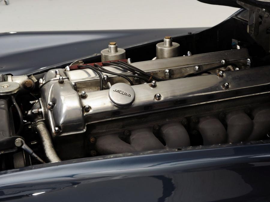  Jaguar XK120 Competition Roadster 1951 года  (фото 2 из 10)